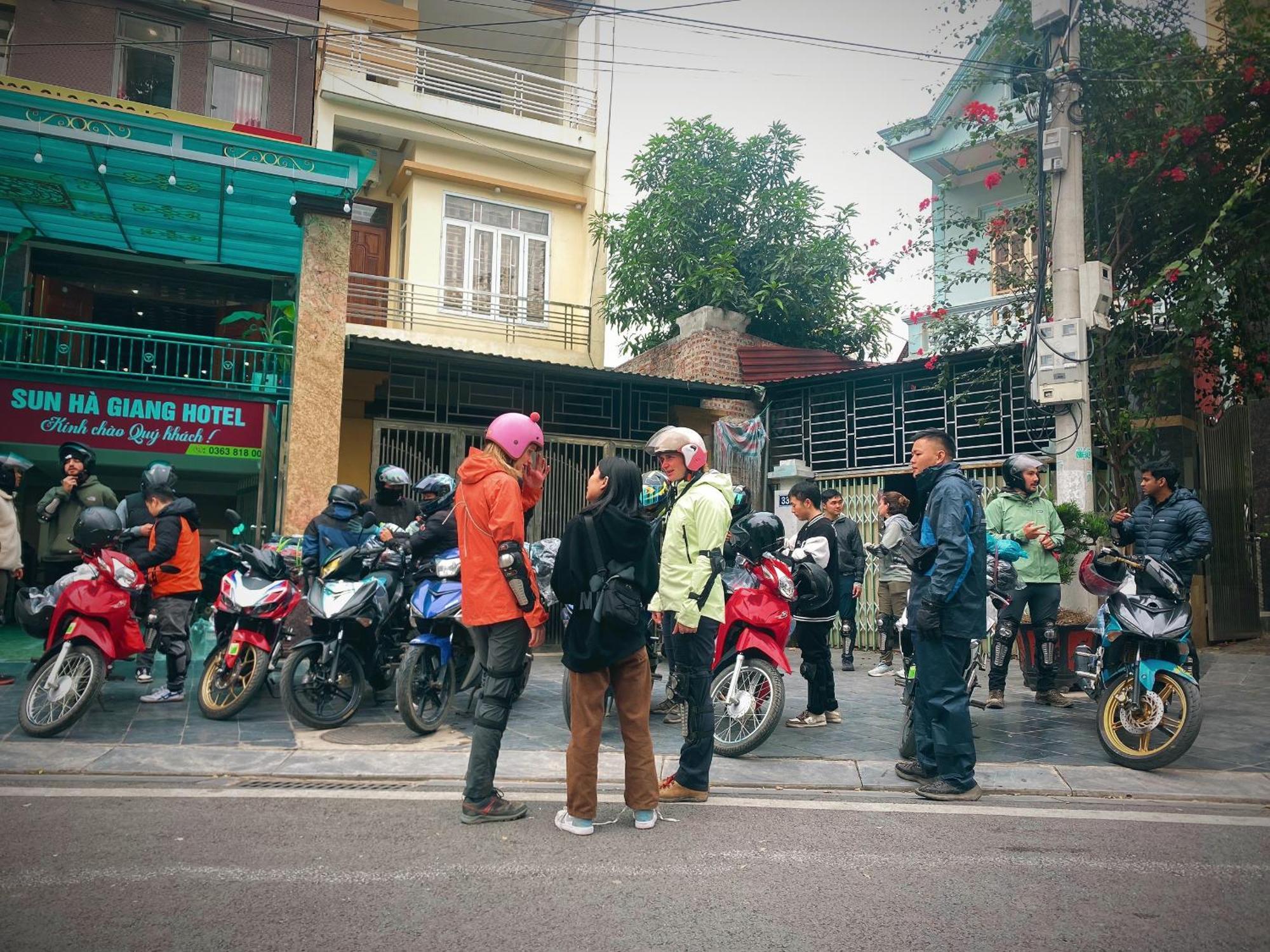 Sun Ha Giang Hotel-Tours-Motorbike Rental Kültér fotó